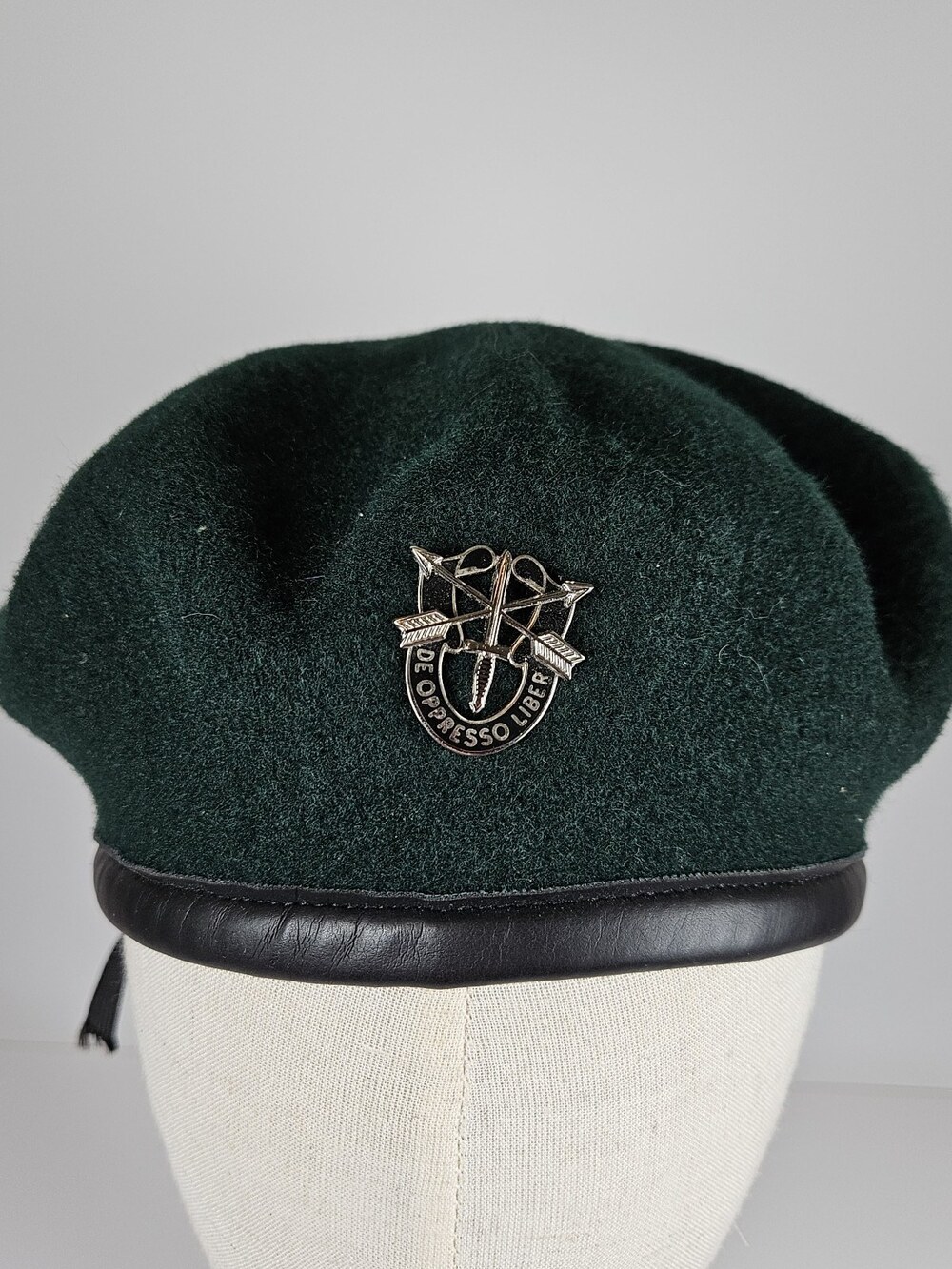 Para De Luxe Mens Hat Beret Fitted Size Large Green 100% Wool Special Forces Pin